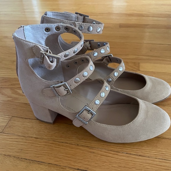 NWOT Charles David Size 8.5 Mary Jane Shoe. - Picture 4 of 11